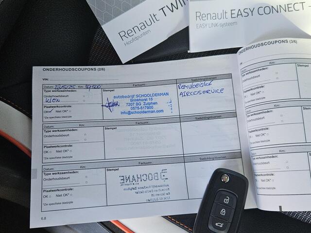 Renault TWINGO Z.E. R80 Série Limitée Vibes / 92% SOH / Achteruitrijcamera / Apple Carplay & Android Auto / Stoelverwarming / 1e Eigenaar / Climate Control / Cruise Control / Navigatie / Lichtmetalen Velgen / Parkeersensoren /