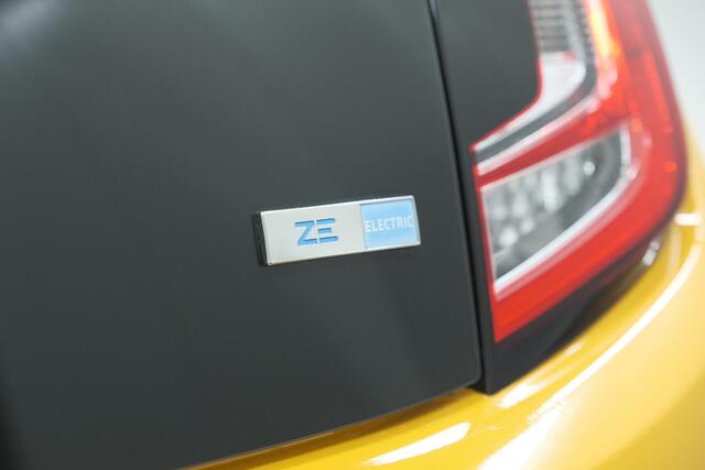 Renault TWINGO Z.E. R80 Collection | Lage Kilometerstand | Apple Carplay | Climate Control