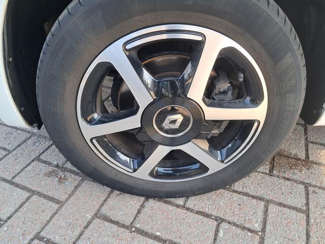 Renault TWINGO 0.9 TCe Intens Automaat!! 49.973 km!! | Clima | Cruise control | Ndl auto | Achteruitrijcamera | PDC achter | RIJKLAARPRIJS INCL 12 MAANDEN GARANTIE EN BEURT