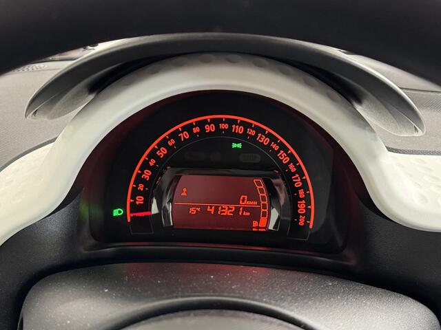 Renault TWINGO 1.0 SCe Limited | Bluetooth | DAB | Dealer Onderhouden | Airco |