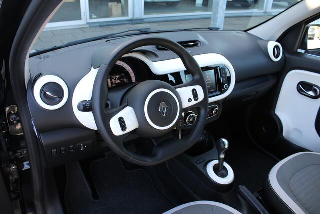 Renault TWINGO Z.E. 82PK R80 E-Tech Equilibre 22 kWh | Cruise Control | Elektrische ramen | Centrale deurvergrendeling | Parkeersensoren achter | DAB Audio |
