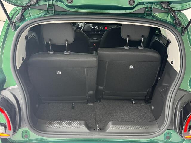 Renault TWINGO urban range techno 27.5 kWh | DEMO | Navigatie | Stoelverwarming | Camera | Lichtmetalen Velgen 18'' |
