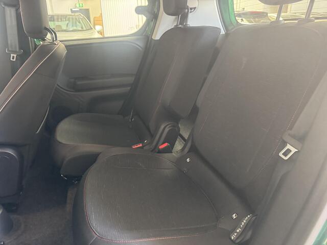 Renault TWINGO Urban Range Techno 27.5 kWh | Demo | Stoelverwarming | 18"LMV | Achteruitrijcamera | Google Navigatie |