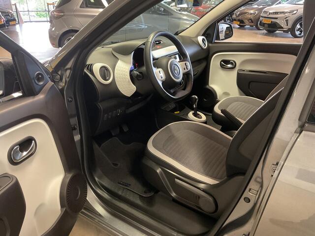 Renault TWINGO Z.E. R80 Collection APPLE CARPLAY ANDROID AUTO / CLIMATE CONTROLE / RADIO / INTERIEUR VOORVERWARMINGSINSTALLATIE.