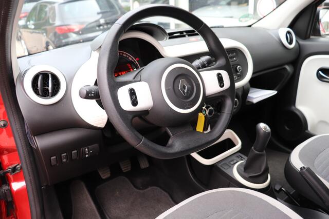Renault TWINGO 1.0 SCe Collection .
