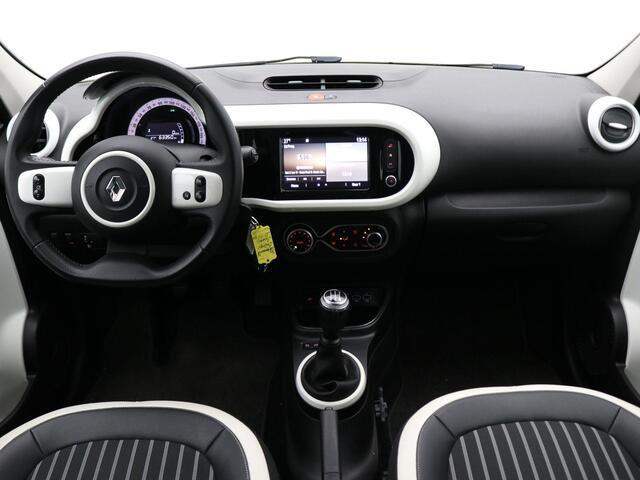 Renault TWINGO 1.0 SCe Intens / Apple CarPlay & Android Auto / Cruise Control / All Seasonbanden / Airco Climate Control / 16" LMV / Historie aanwezig / Navigatie /