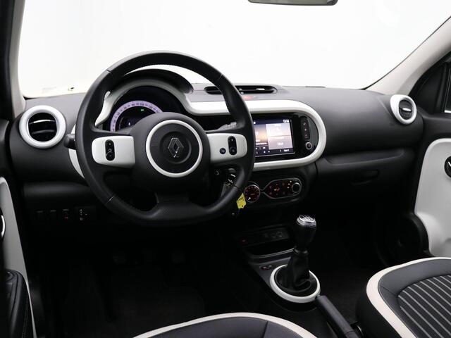 Renault TWINGO 1.0 SCe Intens / Apple CarPlay & Android Auto / Cruise Control / All Seasonbanden / Airco Climate Control / 16" LMV / Historie aanwezig / Navigatie /
