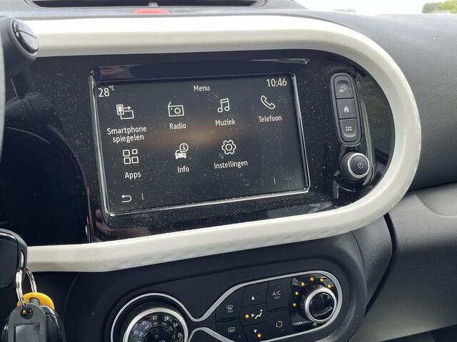 Renault TWINGO 1.0 SCe Equilibre / Lage KM / Apple Carplay - Android Auto / Stoelverw. / Parkeerhulp. A / Climate / Elek Ramen V /