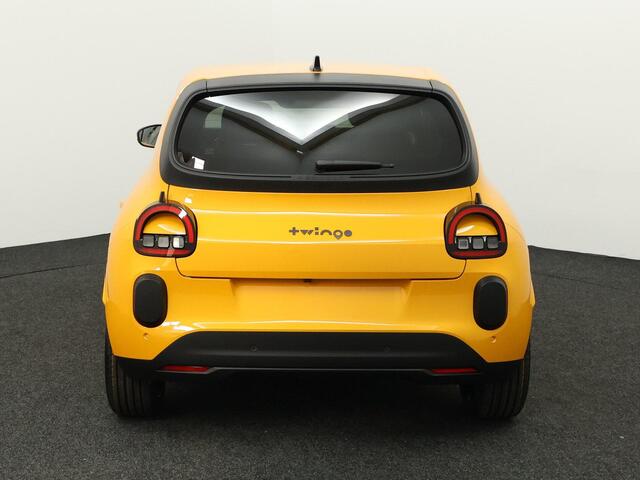Renault TWINGO urban range techno 27.5 kWh | CLIMA | CARPLAY | ANDROID AUTO | PDC VOOR EN ACHTER | CAMERA | 18 '' VELGEN