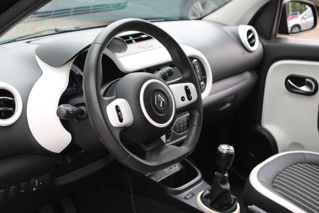 Renault TWINGO 1.0 SCe Intens