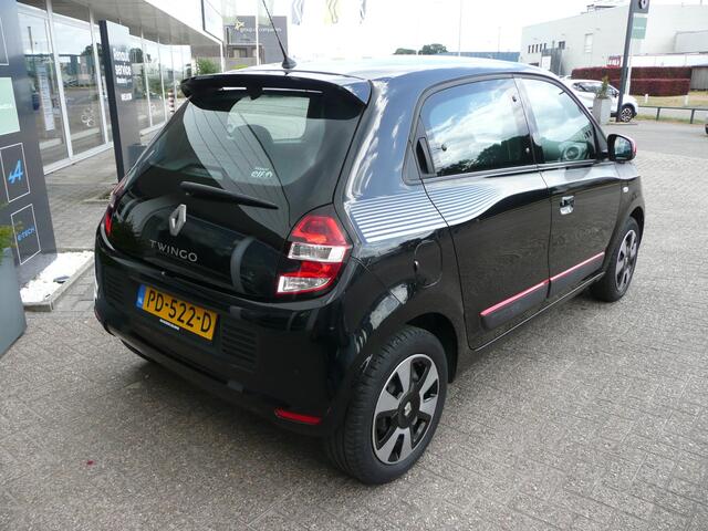 Renault TWINGO 1.0 SCe 70PK 5DRS. Collection AIRCO/ CRUISE CONTROLE/ PACK ROUGE/ STRIPING/ ETC... 1e EIGENAAR! RIJKLAAR!