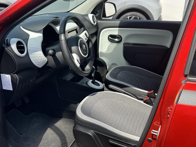 Renault TWINGO Z.E. R80 Collection | Navigatie Via Apple & Android Carplay | Climate Control | Lichtmetalen Velgen | | Volledig Dealer Onderhouden |