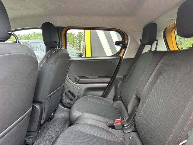 Renault TWINGO Techno 80pk Urban Range l Uit voorraad leverbaar! l Private Lease vanaf ¤ 348 per maand!