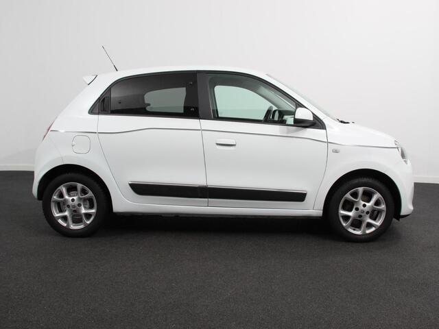 Renault TWINGO 0.9 TCe Intens Climate control Radio / cd Lichtmetalen velgen Centrale vergendeling + Afstandbediening Electrische ramen 33500 km!