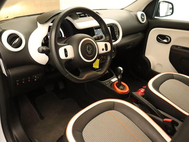 Renault TWINGO Z.E. R80 Série Limitée Vibes CABRIO DAK - PARKEERSENSOREN ACHTER - ACHTERUITRIJ CAMERA - NAVIGATIE - CRUISE CONTROL - STOELVERWARMING - DAB RADIO - CLIMATE CONTROL