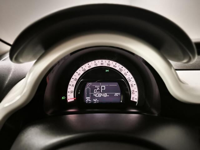 Renault TWINGO Z.E. R80 E-Tech Techno 22 kWh | NAP | Achteruitrijcamera | Navigatie | Climate Control |