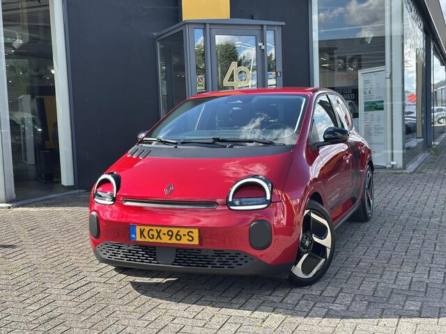 Renault TWINGO Techno 80pk Urban Range l DEMOVOORDEEL! l BTW-AUTO l Meest luxe uitvoering!