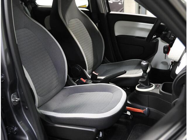 Renault TWINGO 1.0 SCe Collection | 2de eigenaar | Airco | Bluetooth | LED | Start/Stop Systeem | Buitenspiegels elektrisch verstel -en verwarmbaar | Isofix | DAB Radio |