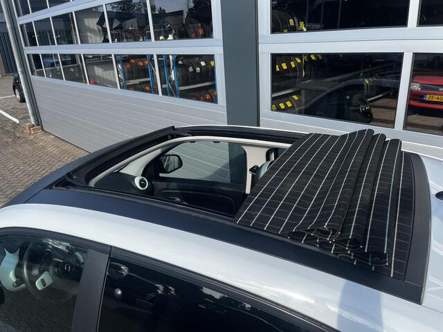 Renault TWINGO 0.9 TCe 90 Parisiene