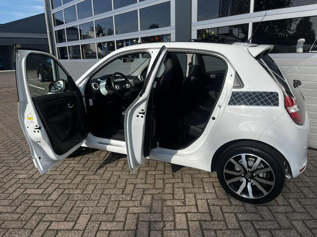 Renault TWINGO 0.9 TCe 90 Parisiene