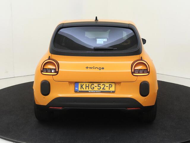 Renault TWINGO urban range techno 27.5 kWh 80 PK | Pack Privilège | lichtmetalen velgen 18" | Jaune Mango