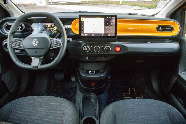 Renault TWINGO urban range techno 27.5 kWh | Rijklaar | 100% Elektrisch | Pack Privilège | Apple Carplay / Android Auto | Camera | Airco
