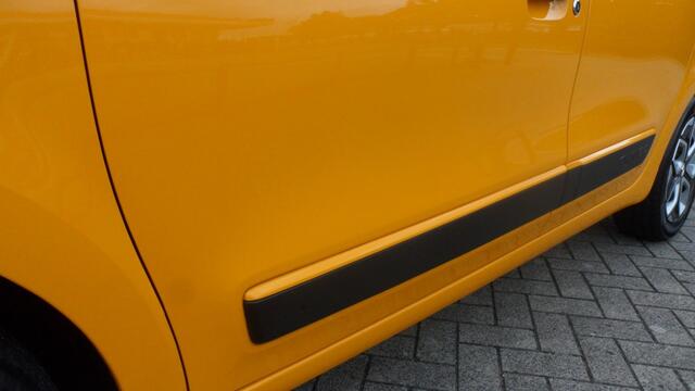 Renault TWINGO 1.0 SCE COLLECTION