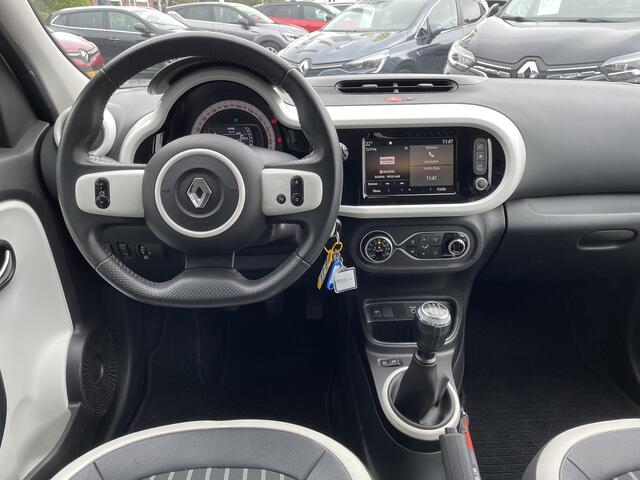 Renault TWINGO 1.0 SCe Intens | CRUISE | STOEL VERWARMING | MEDIA SCHERM | SENSOREN | LM VELGEN