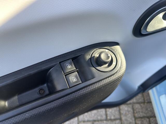 Renault TWINGO 1.0 SCe Limited | A/C | LMV