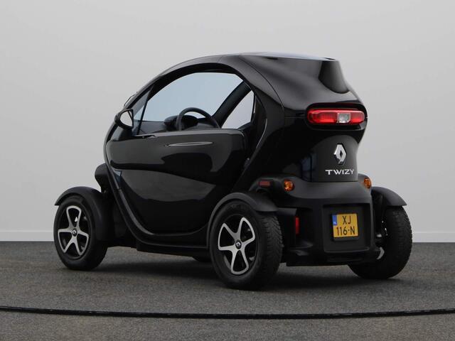 Renault TWIZY Intens (Koop Accu) | 80km/u | 1e eigenaar | Volledig dealer onderhouden | Panoramisch dak |