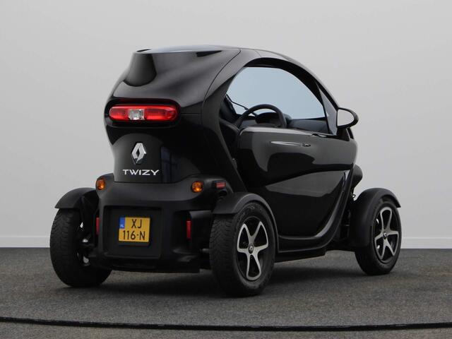 Renault TWIZY Intens (Koop Accu) | 80km/u | 1e eigenaar | Volledig dealer onderhouden | Panoramisch dak |