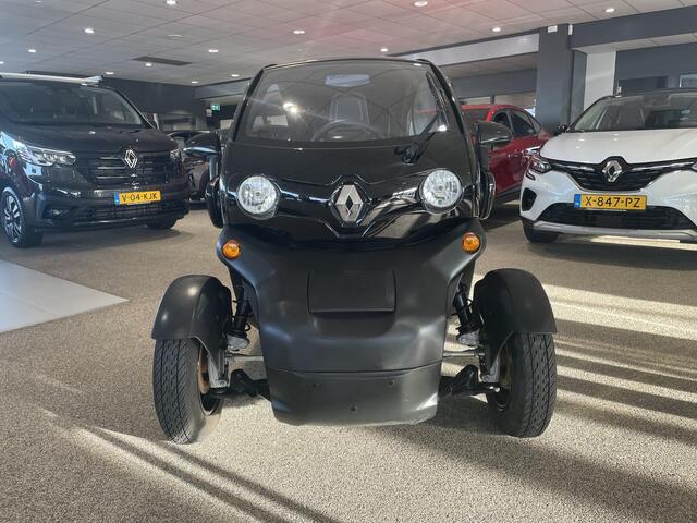 Renault TWIZY Intens 45KM. l SCOOTER RIJBEWIJS l 2 ZITPLAATSEN l WEINIG KILOMETERS l AL VANAF 16 JARIG LEEFTIJD RIJBAAR