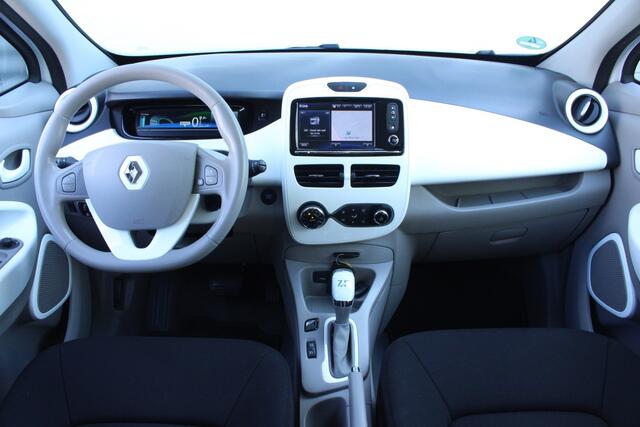 Renault ZOE R90 Life 41 kWh R-Link NAVI BT CLIMA LMV '17
