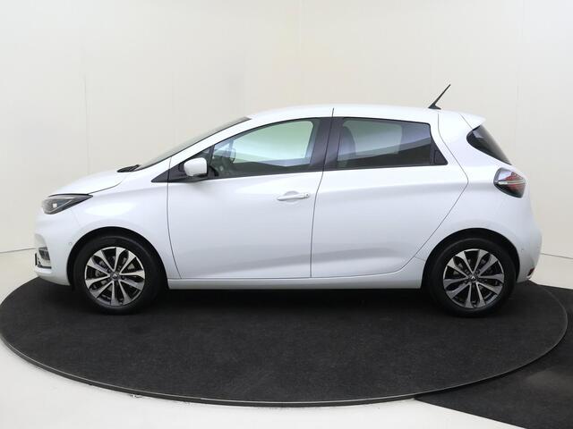 Renault ZOE R135 Intens 52 kWh Koopaccu | Navigatie | Android Auto | Apple Carplay | Trekhaak | Parkeersensoren | Lichtmatalen Velgen