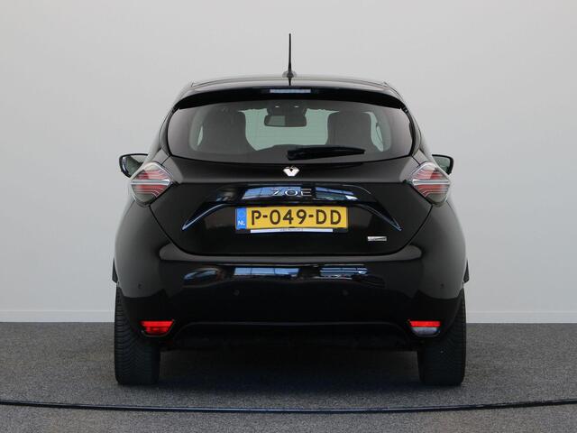 Renault ZOE R135 Intens 52 kWh (ex Accu) | CCS snellader | Parkeersensoren rondom | Achteruitrijcamera | Navigatie |