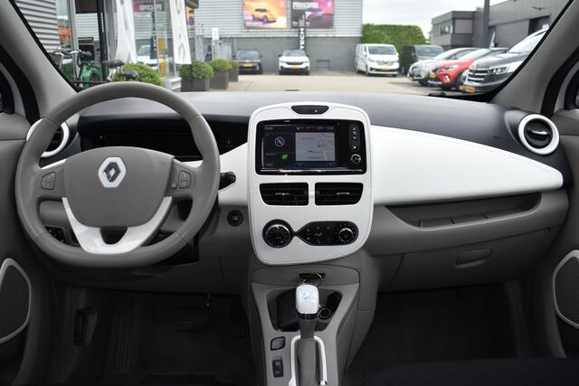 Renault ZOE R90 Life 41 kWh | INCL. ACCU | CAMERA | NAVI | CLIMATE CONTROL | CRUISE CONTROL | PDC | LMV