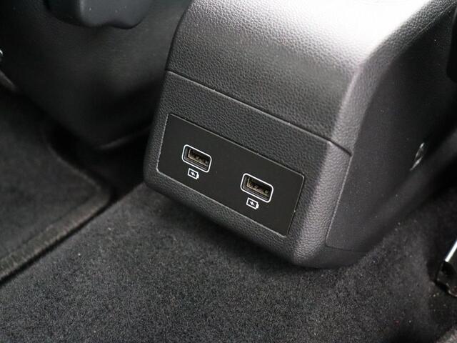 Renault ZOE R135 Intens 52 kWh (ex Accu) | CCS snellader | Dealer onderhouden |