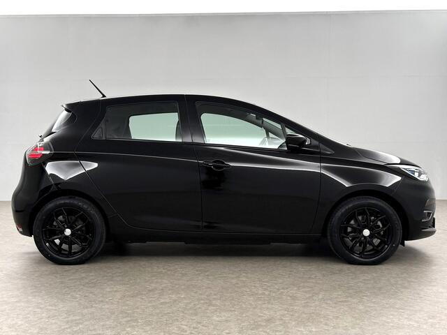 Renault ZOE R110 Life 52 kWh Huur Accu | Elektrisch | Airco LED Camera Carplay Cruise 16"LMV Parkeersensoren