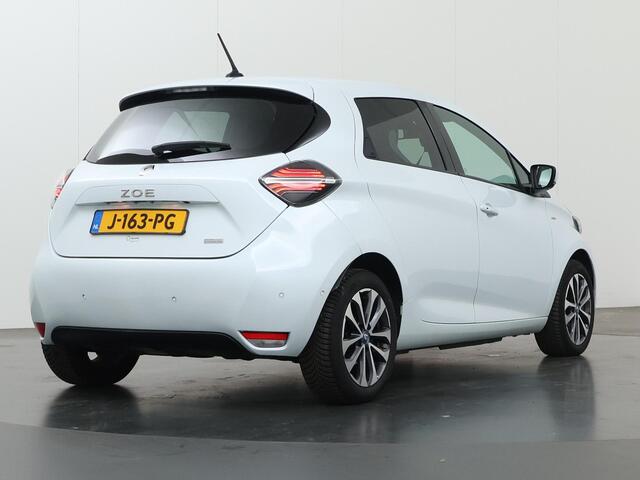 Renault ZOE R135 Edition One 52 kWh | SOH 91% | Navigatiesysteem | Parkeercamera | Keyless Go | Stuurwielverwarming | Eigen Accu/Koop Accu | Stoelverwarming | Climate Control | Cruise Control | Rijhulpsysteem |