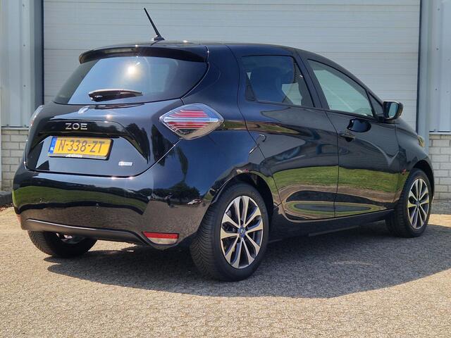 Renault ZOE R135 Intens 52 kWh (ex Accu) / Dealer Onderhouden / SOH 89% / Achteruitrijcamera / Navigatie / Apple Carplay & Android Auto / Dode Hoek Sensoren / Lichtmetalen Velgen /
