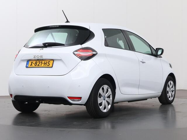 Renault ZOE R110 Life 52 kWh | Trekhaak | Navigatiesysteem | Climate Control |