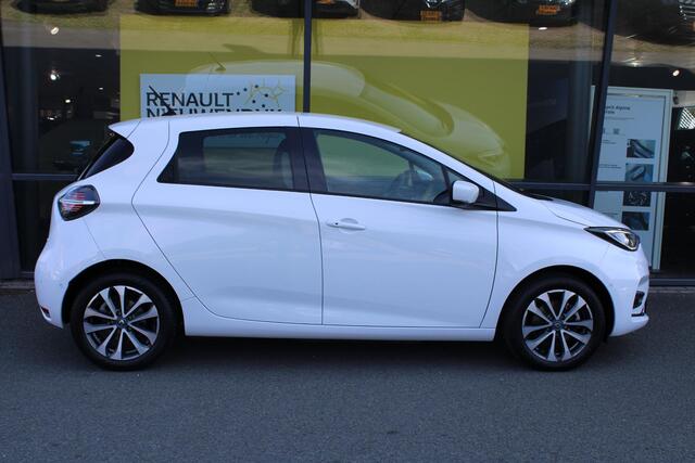 Renault ZOE R135 Intens 52 kWh | KOOP ACCU | CAMERA | PARKEERSENSOREN V+A | CLIMATE CONTROL | CRUISE CONTROL | APPLE CARPLAY