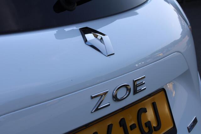 Renault ZOE R135 Intens 52 kWh | KOOP ACCU | CAMERA | PARKEERSENSOREN V+A | CLIMATE CONTROL | CRUISE CONTROL | APPLE CARPLAY