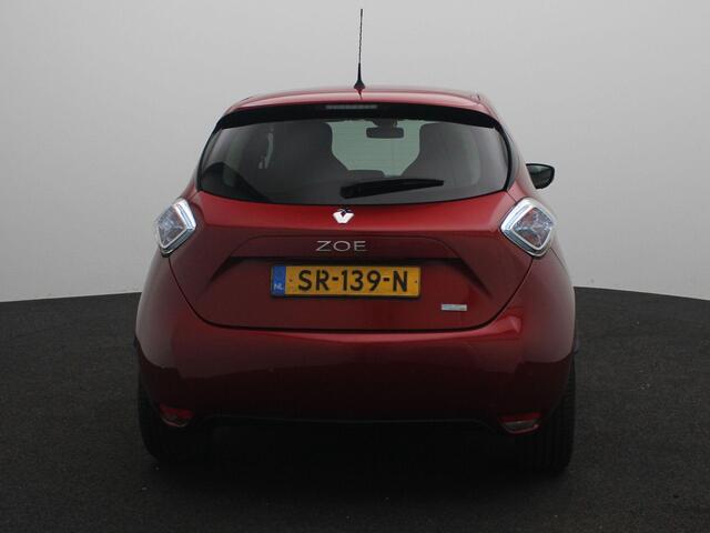 Renault ZOE R90 Intens 41 kWh (ex Accu) | Automaat | Climate control | R-Link Navigatie | Parkeersensoren achter met achteruitrijcamera | Metaalkleur | Lichtmetlalen velgen |