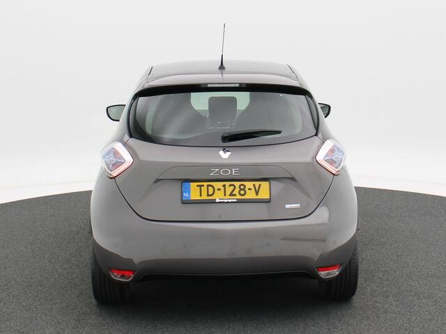 Renault ZOE Q90 Bose Quickcharge 41 kWh | Eigen Accu | Cruise Control | Bose Audio | Camera | Parkeersensoren | LED | Airco | Navigatie | Bluetooth | 16 Inch