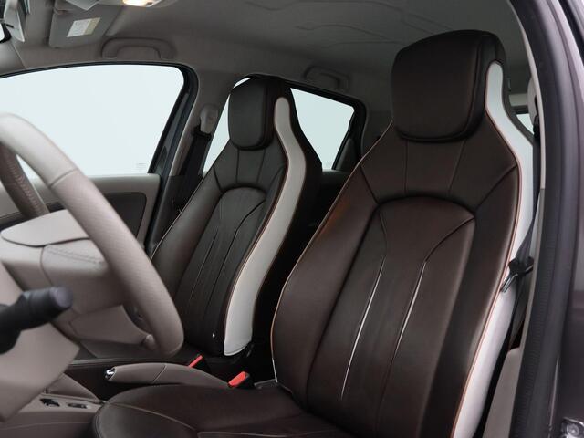 Renault ZOE Q90 Bose Quickcharge 41 kWh | Eigen Accu | Cruise Control | Bose Audio | Camera | Parkeersensoren | LED | Airco | Navigatie | Bluetooth | 16 Inch