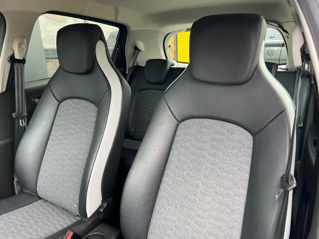 Renault ZOE R135 Intens 52 kWh Koopaccu Camera Pack Winter
