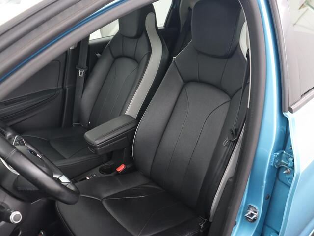 Renault ZOE R135 Edition One 52 kWh | Leder | Stoelverwarming | Camera | Warmtepomp | BOSE Sound | Carplay | Navigatie | Climate control