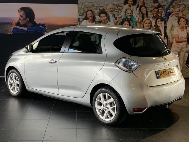 Renault ZOE R110 Limited 41 kWh (ex Accu) | AFNEEMBARE TREKHAAK | PARKEERSENSOREN ACHTER | NAVIGATIE | CAMERA