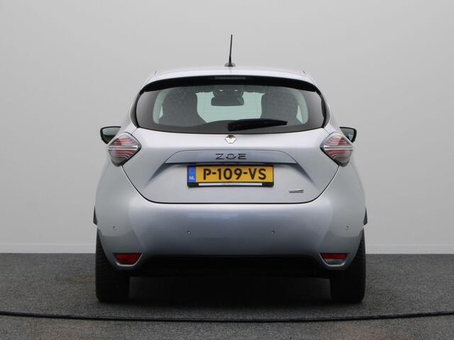 Renault ZOE R135 Zen 52 kWh | Koopaccu l Navigatie l Climate control l Dealer onderhouden |